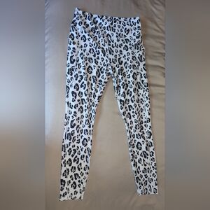 Fabletics Snow Leopard Leggings
